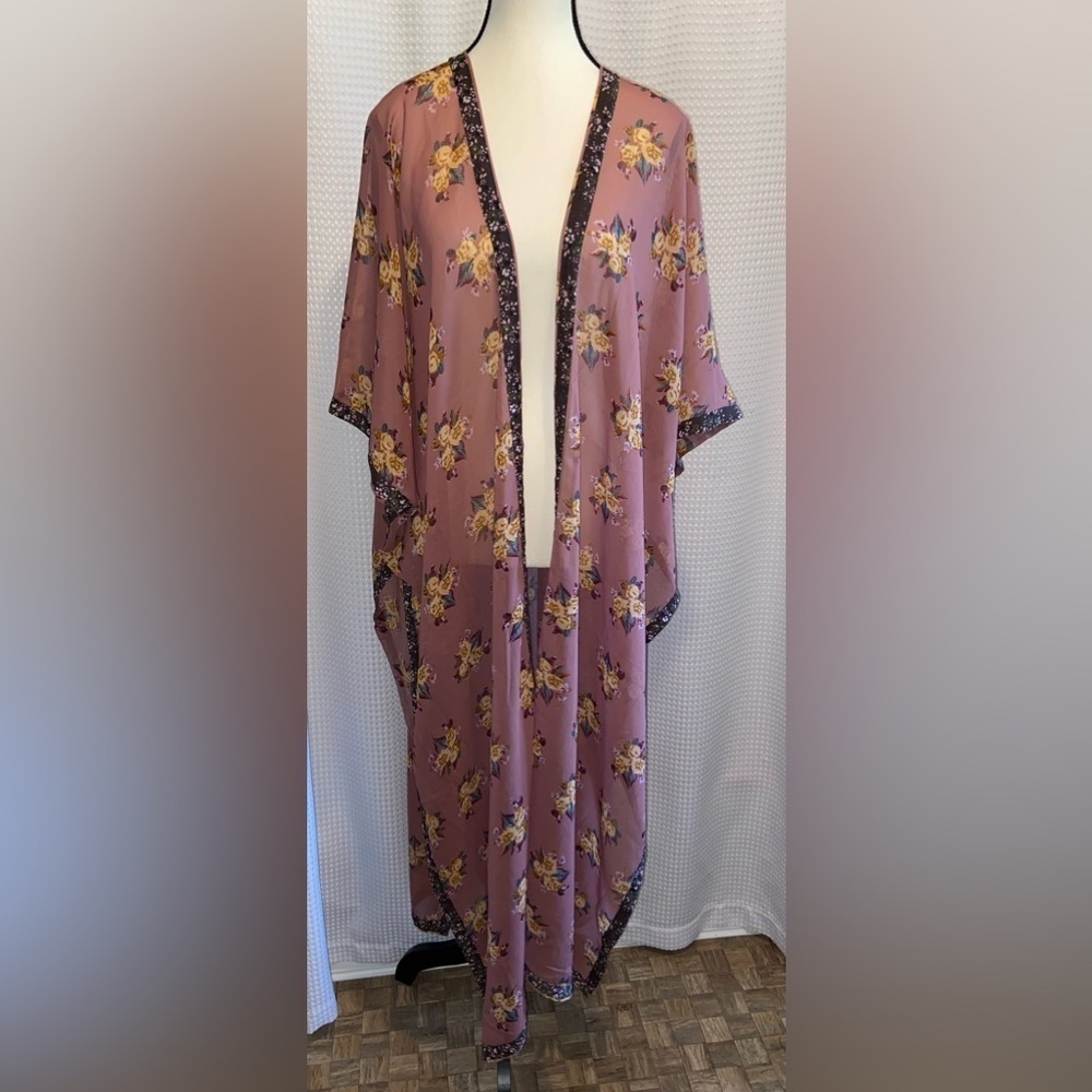 Women’s‎ sheer long open front floral pink kimono one size - fits Large to 3X